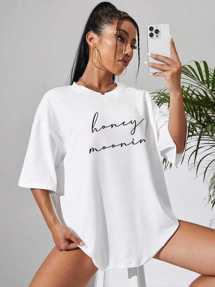 SHEIN EZwear Camiseta amplia con estampado de letra de hombros caídos - Blanco - Ver 4