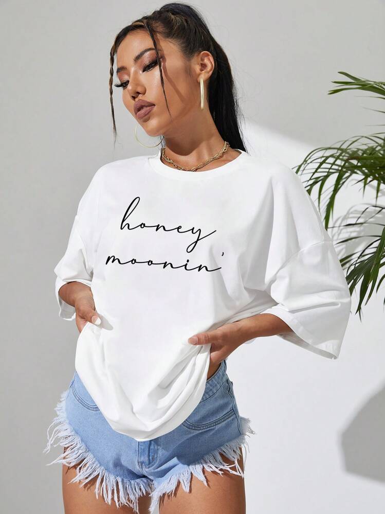 SHEIN EZwear Camiseta amplia con estampado de letra de hombros caídos - Blanco - Ver 5