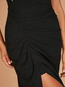 SHEIN Belle 不對稱領褶邊高衩亮片拼接洋裝