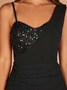 SHEIN Belle 不對稱領褶邊高衩亮片拼接洋裝