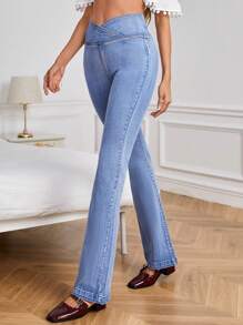 SHEIN Frenchy Asymmetrical Waist Flare Leg Jeans - Light Wash - View 4