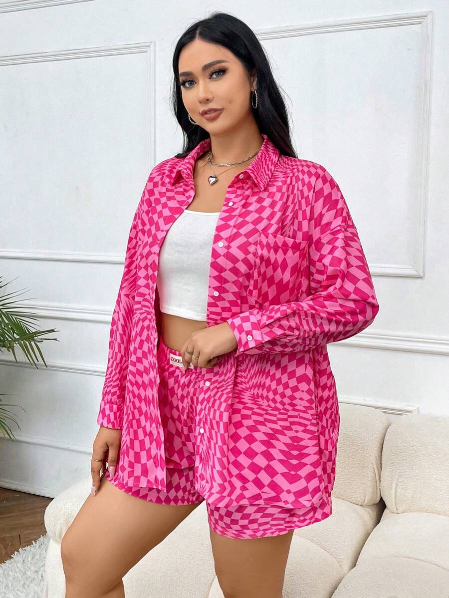 SHEIN EZwear 大碼棋盤格落肩袖襯衫&短褲不附吊帶上衣 - 玫紅色 - 查看 1