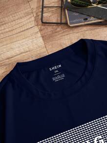 Manfinity Dauomo Men Plus Letter Graphic Tee