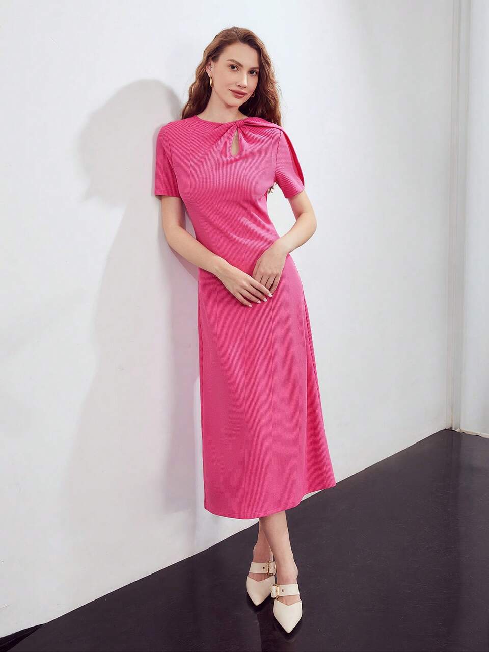 MOTF CUTOUT MIDI DRESS