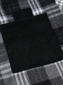 Manfinity Homme Men Plaid Print Pocket Patched Shirt Without Tee