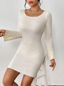 SHEIN LUNE 鏤空後扭結緊身毛衣洋裝 - 米色 - 查看 6