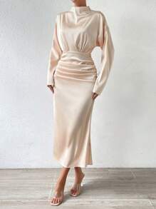 Chiquease 小高領抽褶腰抽褶細節連衣裙