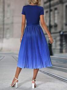 SHEIN Clasi 漸層百褶下擺繫腰帶連衣裙 - 藍色 - 查看 2