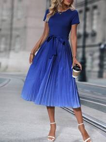 SHEIN Clasi 漸層百褶下擺繫腰帶連衣裙 - 藍色 - 查看 3