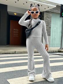 SHEIN Tween Girl 1pc Mock Neck Tee & 1pc Flare Leg Pants - Light Grey - View 2