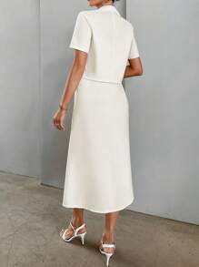 SHEIN Essnce 素色吊帶連衣裙&單排釦西裝外套 - 杏色 - 查看 2