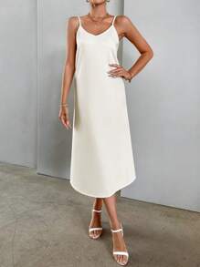 SHEIN Essnce 素色吊帶連衣裙&單排釦西裝外套 - 杏色 - 查看 5