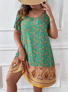 SHEIN Clasi 大碼印花大圓領直筒連衣裙 - 彩色 - 查看 6