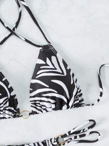 Bộ bikini tam giác có dây buộc vòng in Allover - màu đen - Xem 4