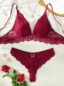 Plus Floral Lace Lingerie Set