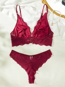 Plus Floral Lace Lingerie Set