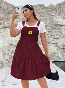 SHEIN Qutie Talla grande Vestido overol con bordado de girasol bajo con fruncido de pana sin camiseta - Burdeos - Ver 1