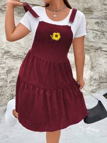 SHEIN Qutie Talla grande Vestido overol con bordado de girasol bajo con fruncido de pana sin camiseta - Burdeos - Ver 5