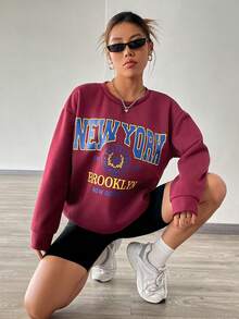 SHEIN Unity Đồ họa Chữ cái Thả vai Áo nỉ - Màu Đỏ Sâu - Xem 5