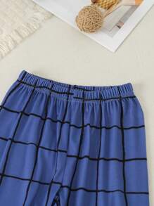 Young Boy Cartoon Graphic Raglan Sleeve Tee & Plaid Trousers PJ Set - Blue and White - View 3