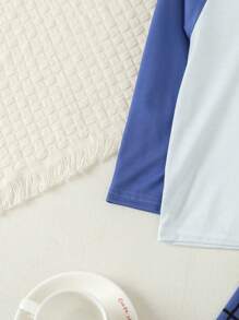 Young Boy Cartoon Graphic Raglan Sleeve Tee & Plaid Trousers PJ Set - Blue and White - View 4