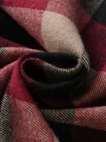 小男孩格子印花口袋贴纽扣衬衫