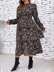 SHEIN LUNE Vestido largo con estampado floral, manga de campana y volante en el bajo para mujer talla grande - Negro - Ver 4