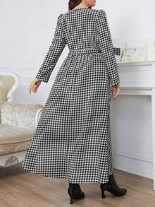 Plus Houndstooth Print Notched Neckline Belted Dress - Black and White - View 2