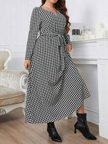 Plus Houndstooth Print Notched Neckline Belted Dress - Black and White - View 5