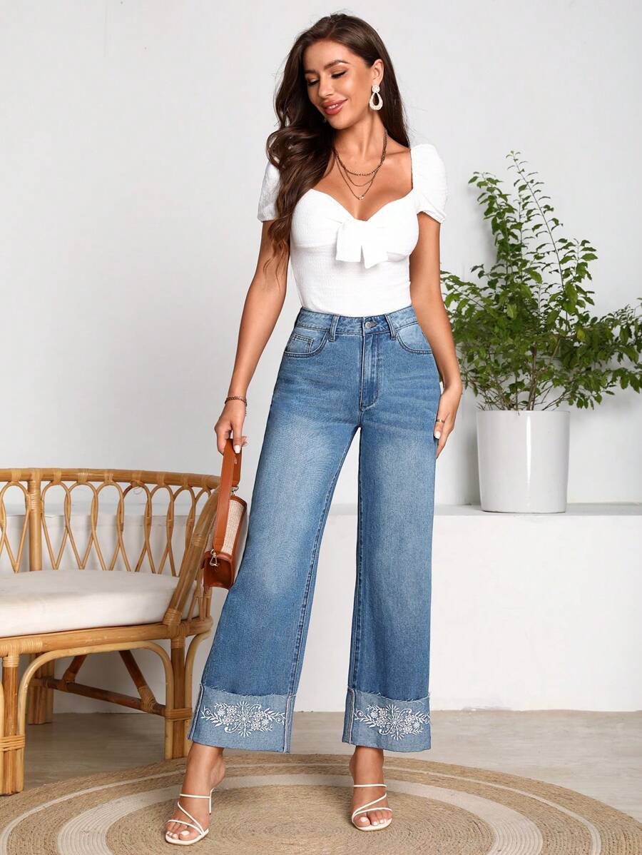 SHEIN LUNE 花卉刺繡闊腿牛仔褲 - 中等水洗藍 - 查看 1