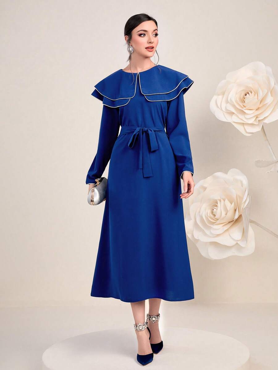 Modelyn 拼接邊誇大領口繫腰帶洋裝 - 藏蓝色 - 查看 1