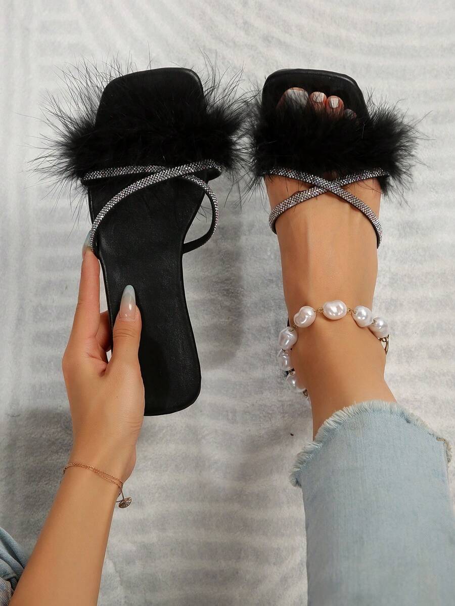 Dép xỏ ngón đính đá lông thú cho nữ, Dép xỏ ngón phong cách tiên nữ đế bằng mới, Giày mùa hè - màu đen - Xem 1