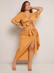 SHEIN SXY Plus Knot Front Tassel Trim Crop Top - Yellow - View 3