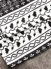 SHEIN 大象印花T恤和裤子睡衣套装/家居服套装，秋冬舒适优雅细节 - 黑色 - 查看 3