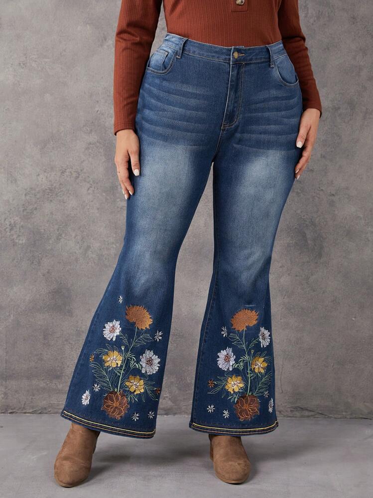 SHEIN Clasi Plus Floral Embroidery Flare Leg Jeans - Dark Wash - View 3