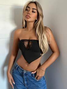 SHEIN ICON Cut Out Bandana Hem Tube Top - Black - View 3