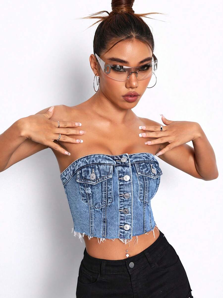 SHEIN PETITE 翻蓋口袋毛邊前紐扣抹胸牛仔上衣 - 淺色水洗藍 - 查看 1