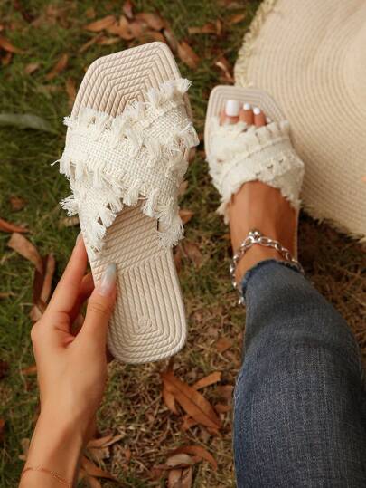 女士毛边交叉拖鞋，度假凉鞋，春夏穿搭