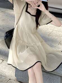 Contrast Trim Puff Sleeve Smock Dress