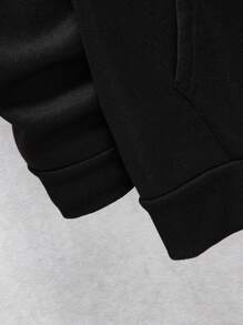 男士吉他印花袋鼠口袋抽繩連帽衫 - 黑色 - 查看 4