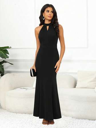 Solid Keyhole Neckline Mermaid Hem Halter Dress