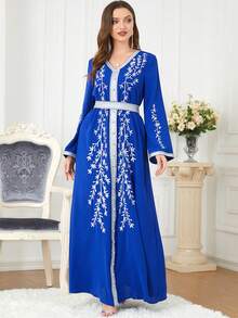SISKAKIA Embroidered Abaya Kaftan Muslim Dress, Dubai Turkey Style V-Neck Ankle-Length Lace Tape Long Sleeve Belt Modest Moroccan Kaftan For Ramadan