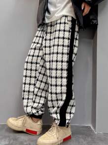 Manfinity EMRG 寬鬆款男士格紋印花褲,帶對比側縫和束口腰帶 - 黑與白 - 查看 5