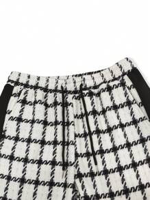 Manfinity EMRG 寬鬆款男士格紋印花褲,帶對比側縫和束口腰帶 - 黑與白 - 查看 6