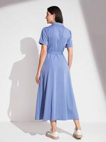 Mulvari Đồ họa Chữ cái Cổ bẻ Thắt lưng Váy sơ mi - Màu xanh lam - Xem 3