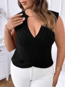 SHEIN LUNE Plus Crossover Cut Out Front Knit Top - Black - View 4