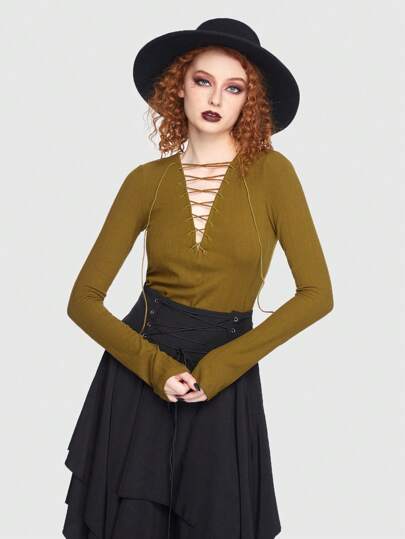 Einfarbiges T-Shirt mit Band vorne,