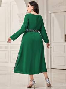 Modelyn Plus Geo Print Square Neck Belted Dress - Green - View 2