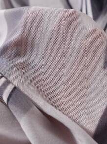 Manfinity LEGND Hombres Camiseta con estampado de dibujo de cuello alto de malla - Multicolor - Ver 5