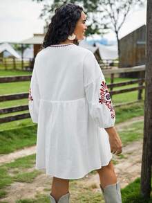 SHEIN VCAY 大碼印花流蘇繫帶領落肩袖娃娃裙 - 白色 - 查看 4